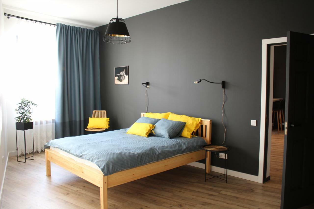 Simple & Elegant Apartment Liepāja Kültér fotó