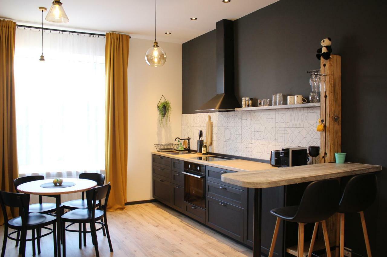 Simple & Elegant Apartment Liepāja Kültér fotó